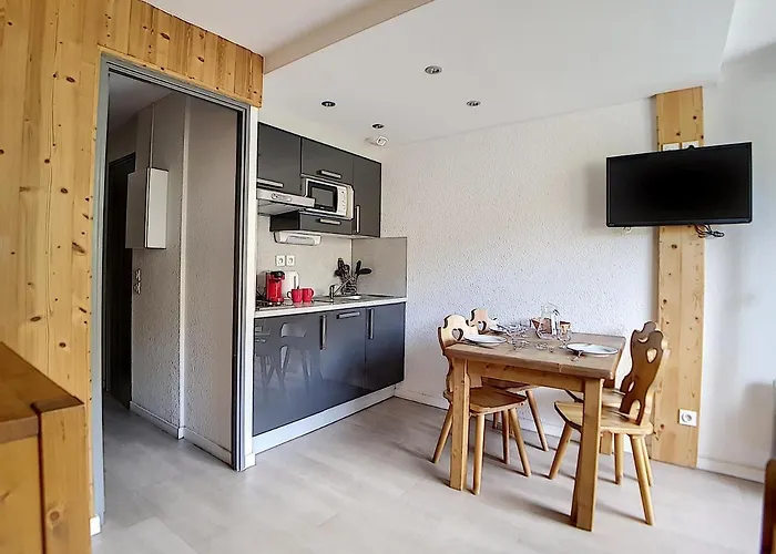 Apartment Travelski Select - Median By Travelski *